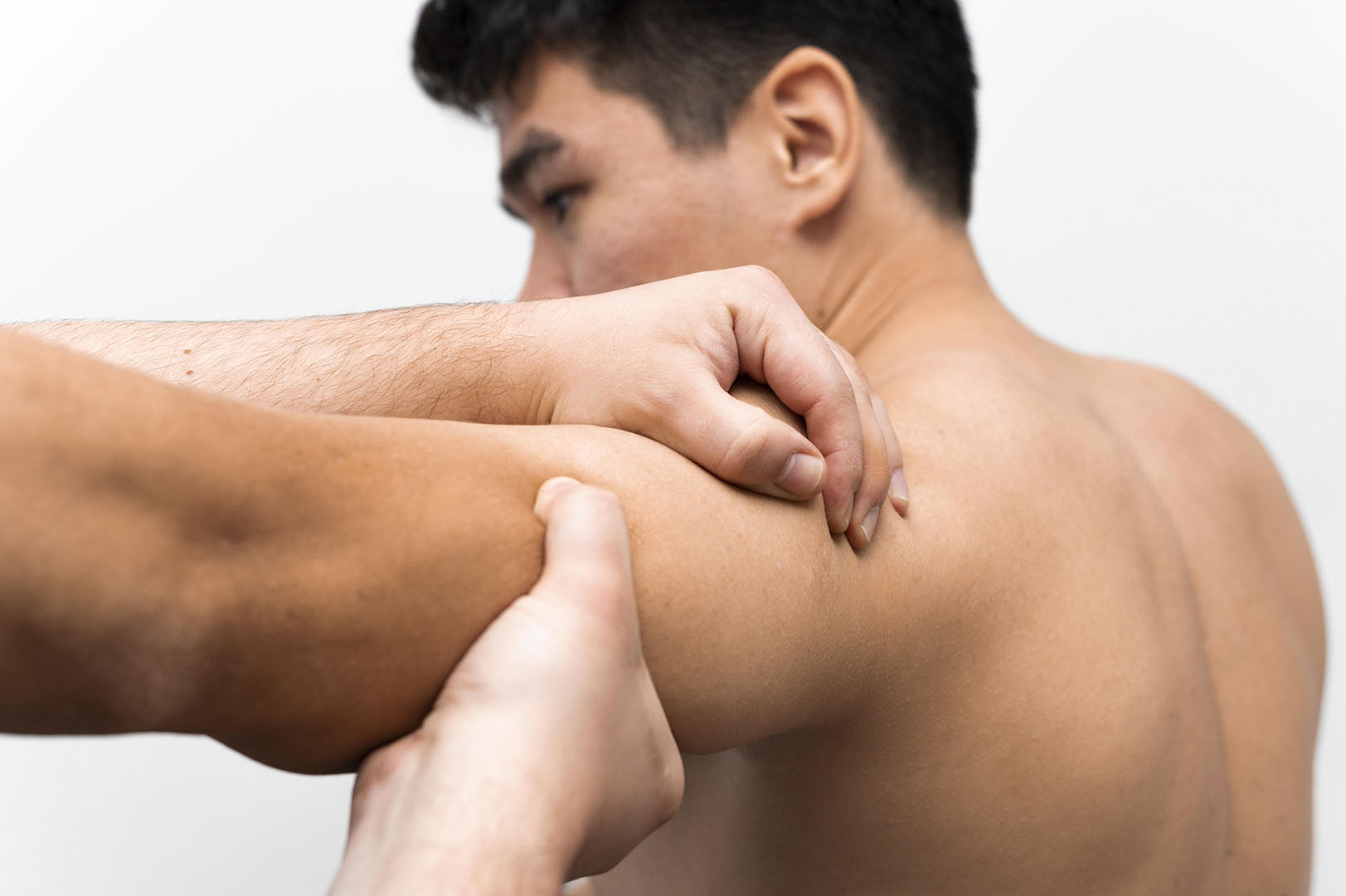 Contracturas musculares: qué son, por qué aparecen y cómo se tratan