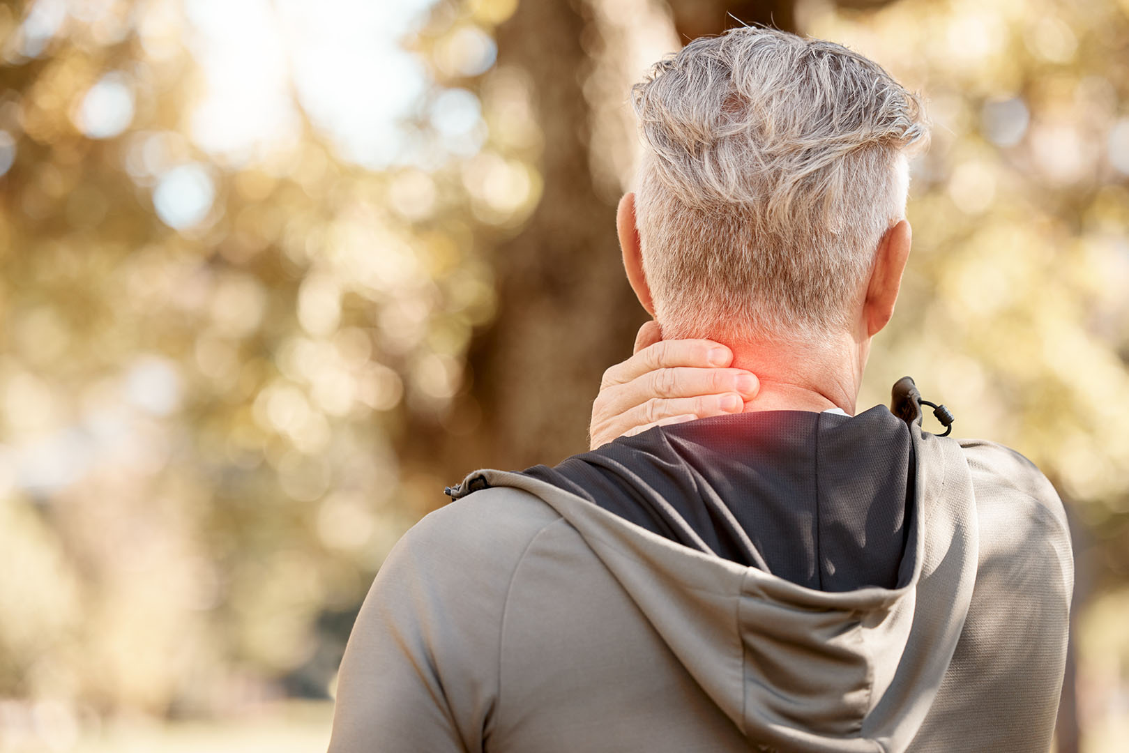 Fuetada cervical: causes, símptomes i tractament de fisioteràpia